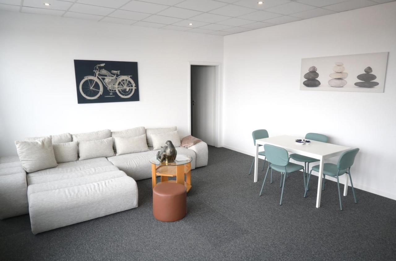 Luana Airport Apartments #7 Otopeni Dış mekan fotoğraf